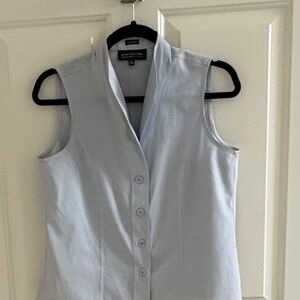 Jones New York Sleeveless Button-Up Blouse | Light Blue  - Size 8